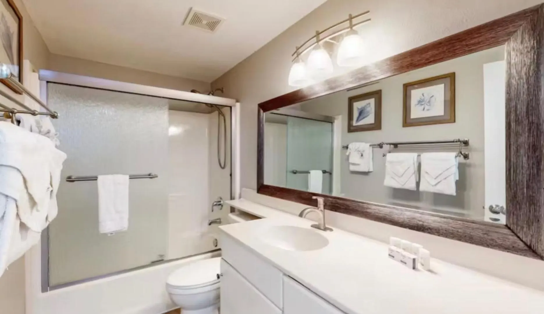 Apartment 2-Bedroom Beachfront Condo At Shores Of Panama! By Dolce Vita Getaways Pcb! Panama City Beach United States