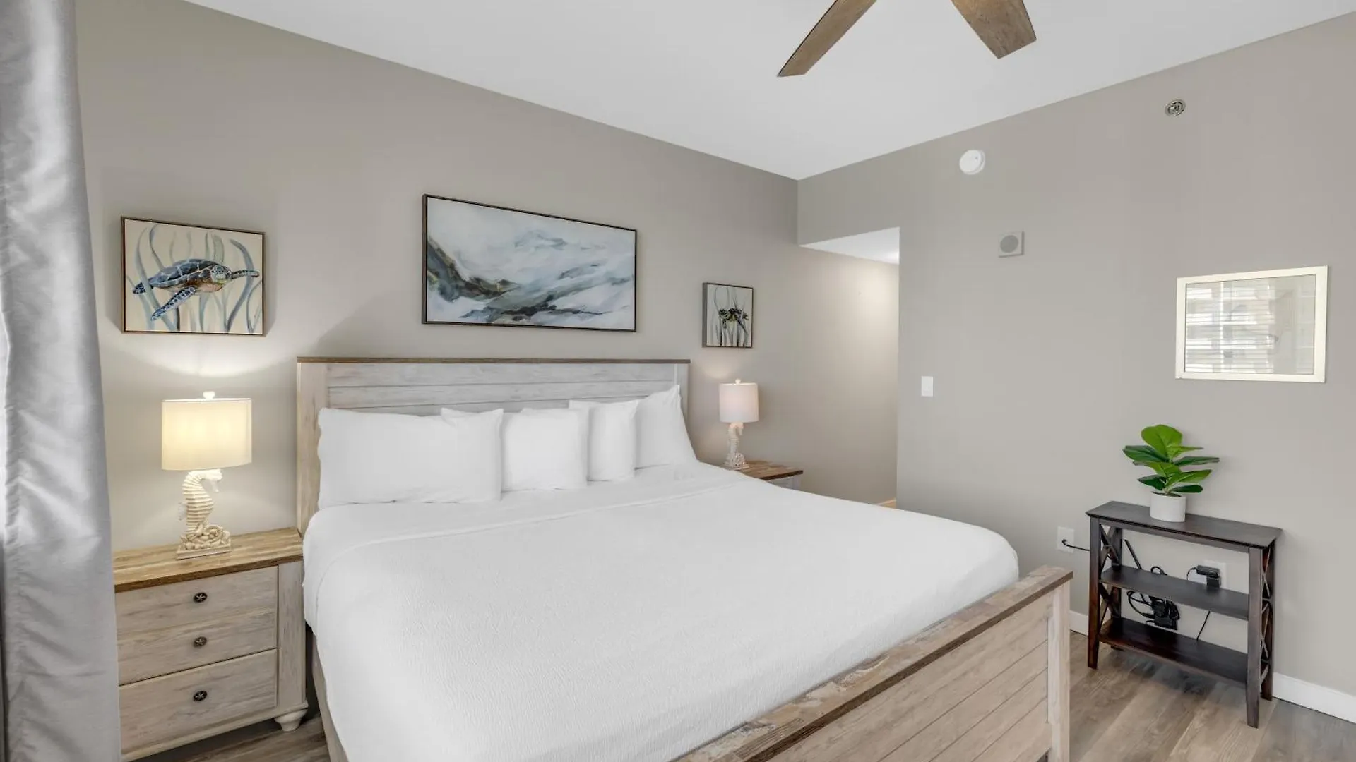 2-Bedroom Beachfront Condo At Shores Of Panama! By Dolce Vita Getaways Pcb! Panama City Beach United States