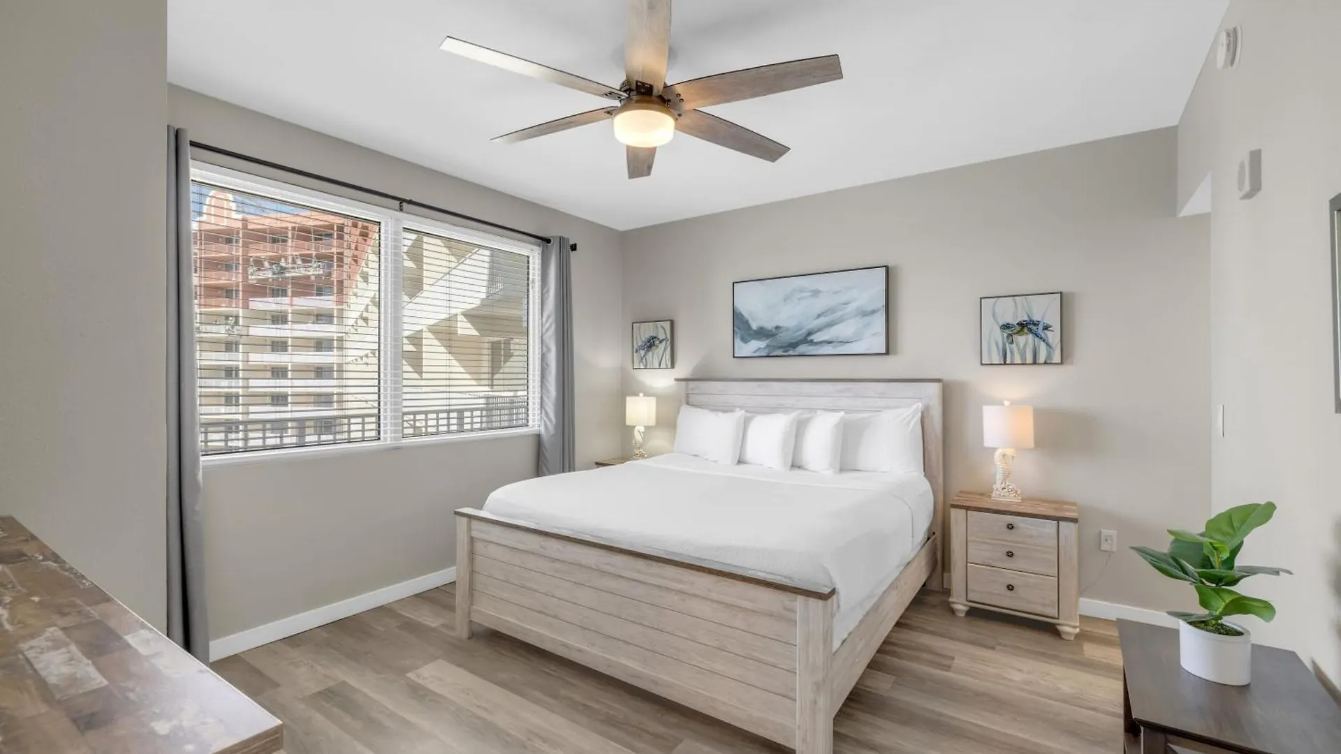 Apartment 2-Bedroom Beachfront Condo At Shores Of Panama! By Dolce Vita Getaways Pcb! Panama City Beach