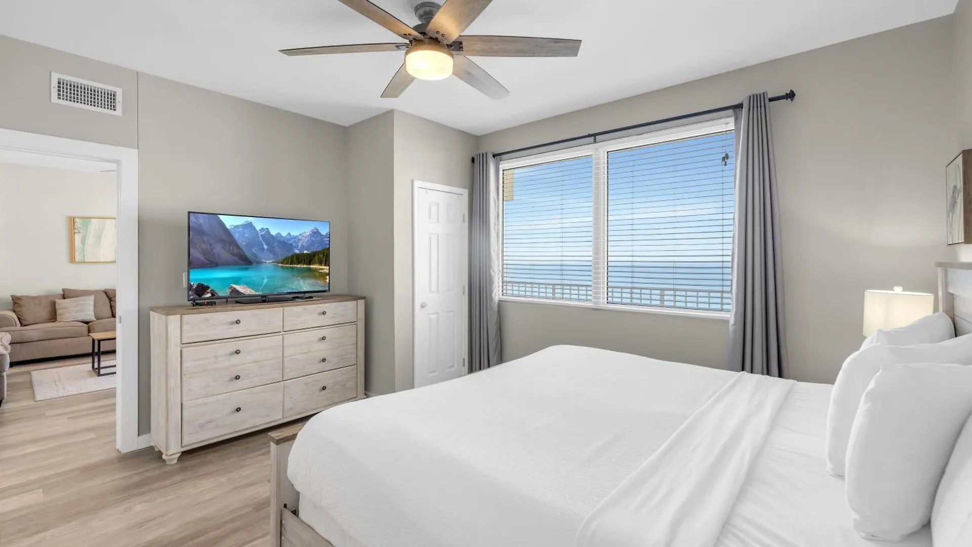 2-Bedroom Beachfront Condo At Shores Of Panama! By Dolce Vita Getaways Pcb! Panama City Beach Apartment
