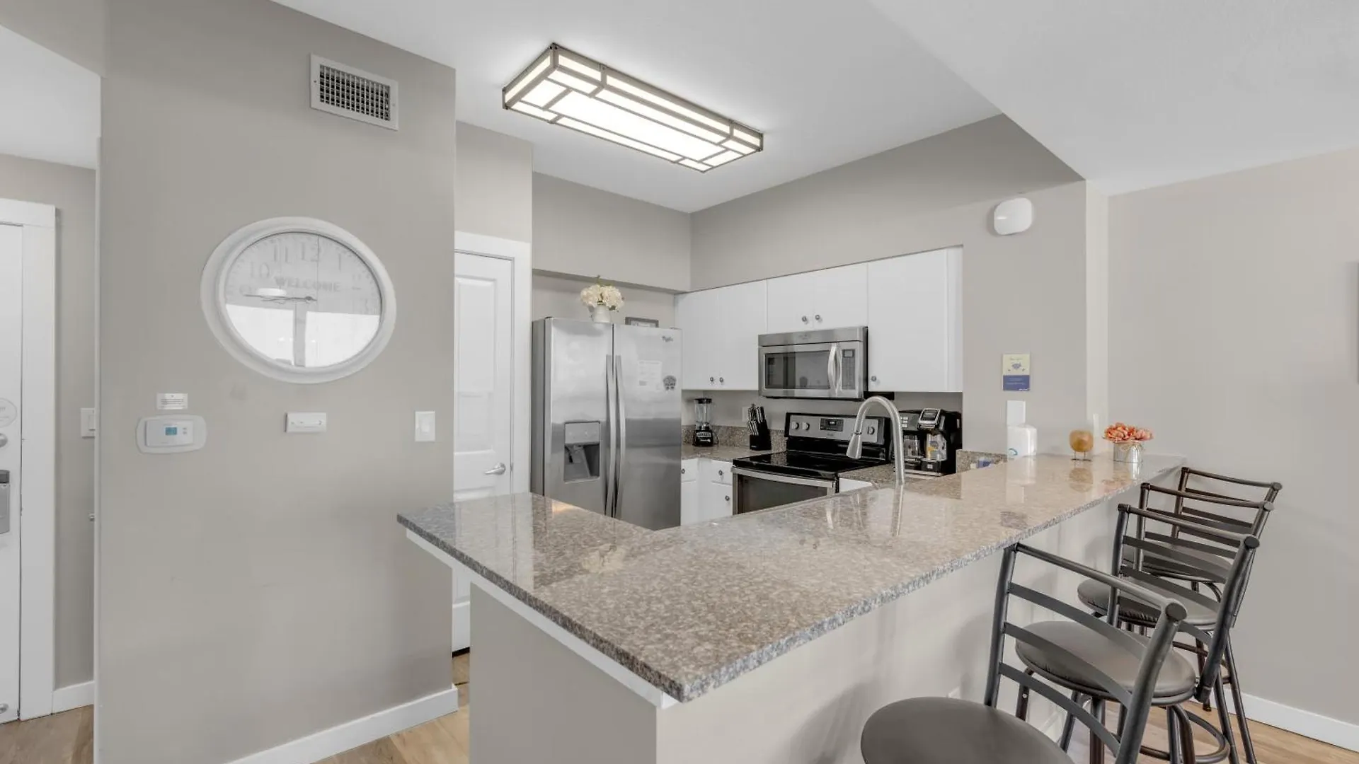 2-Bedroom Beachfront Condo At Shores Of Panama! By Dolce Vita Getaways Pcb! Panama City Beach Apartment