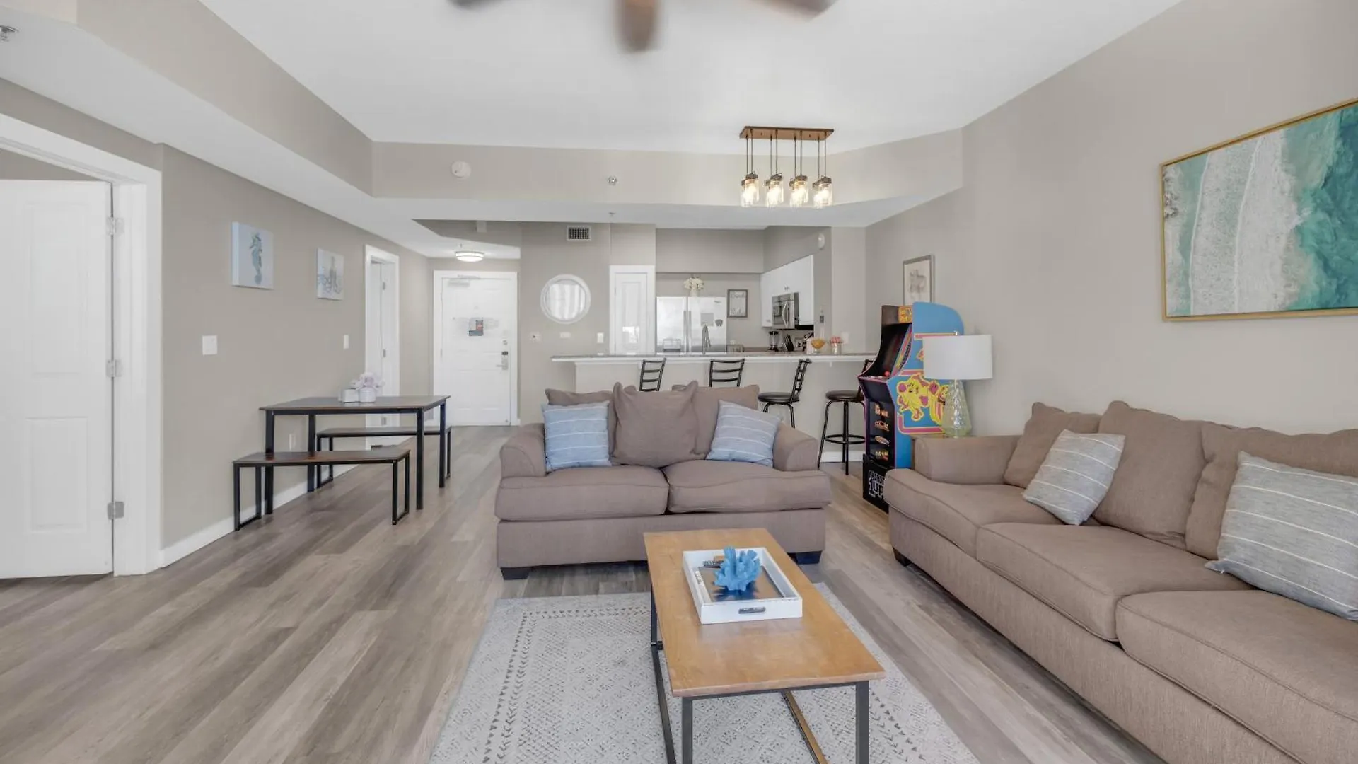 Apartment 2-Bedroom Beachfront Condo At Shores Of Panama! By Dolce Vita Getaways Pcb! Panama City Beach